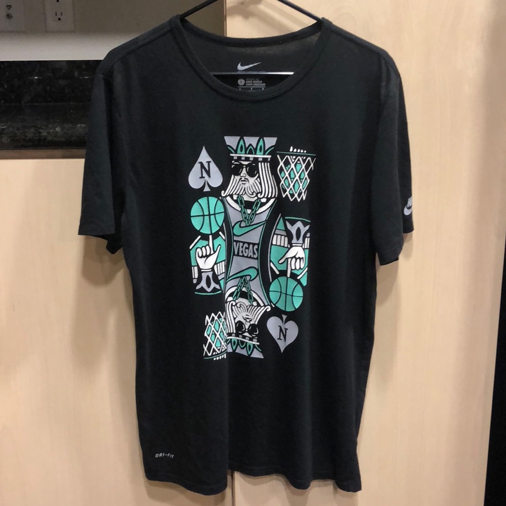Nike Dri-Fit t-shirt, Men’s size L